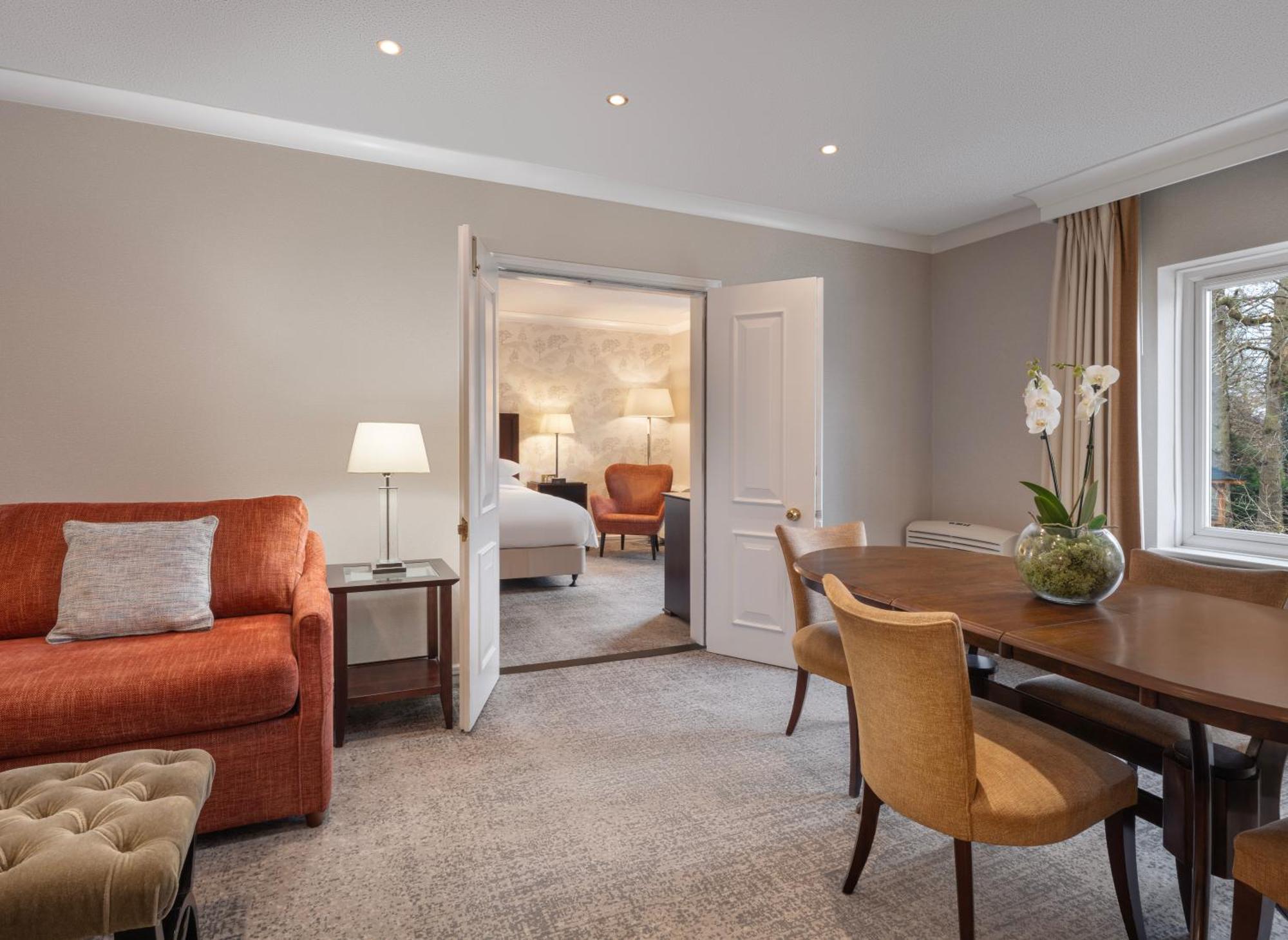 Delta Hotels By Marriott Tudor Park Country Club Maidstone Exterior foto
